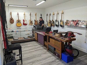 Daniel's Guitar And Coin Shop