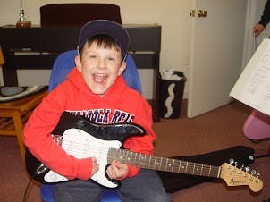 Kids Love Guitar (Lessons)