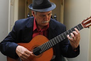 Carlos Gonzales Guitar Instruction